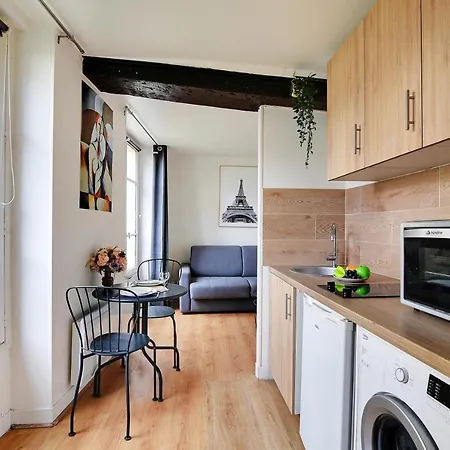 Apartment In The Heart Of The Marais ! Paris