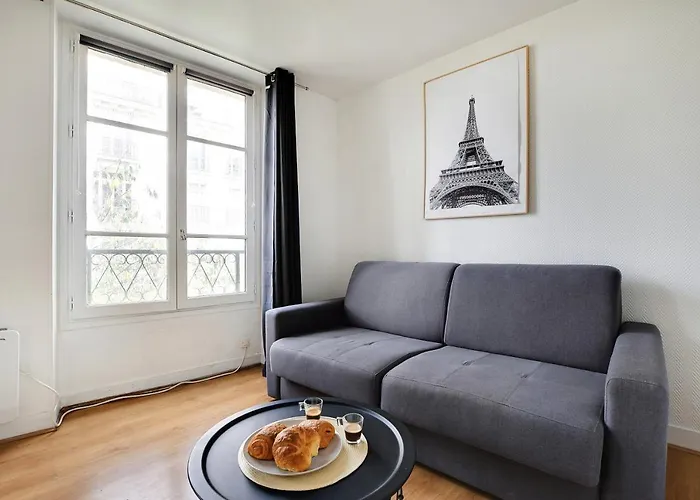 Apartment In The Heart Of The Marais !